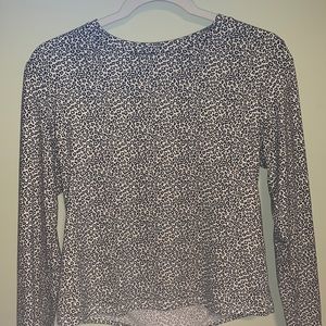 long sleep white and black cheetah print